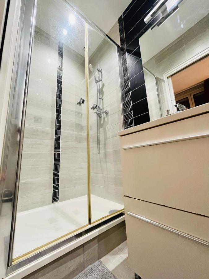 Апартаменты Dream Dwell Paris-Chic Flat In The Heart Of Marais Near Pompidou Centre Экстерьер фото